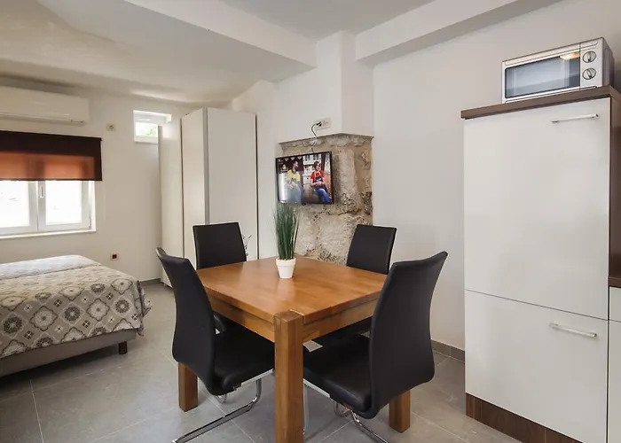 Lägenhet Nera Luxery *